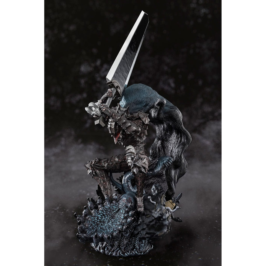 Imagen del producto Berserk - Estatua Guts Berserker Armor Figuarts ZERO Metallic Touch