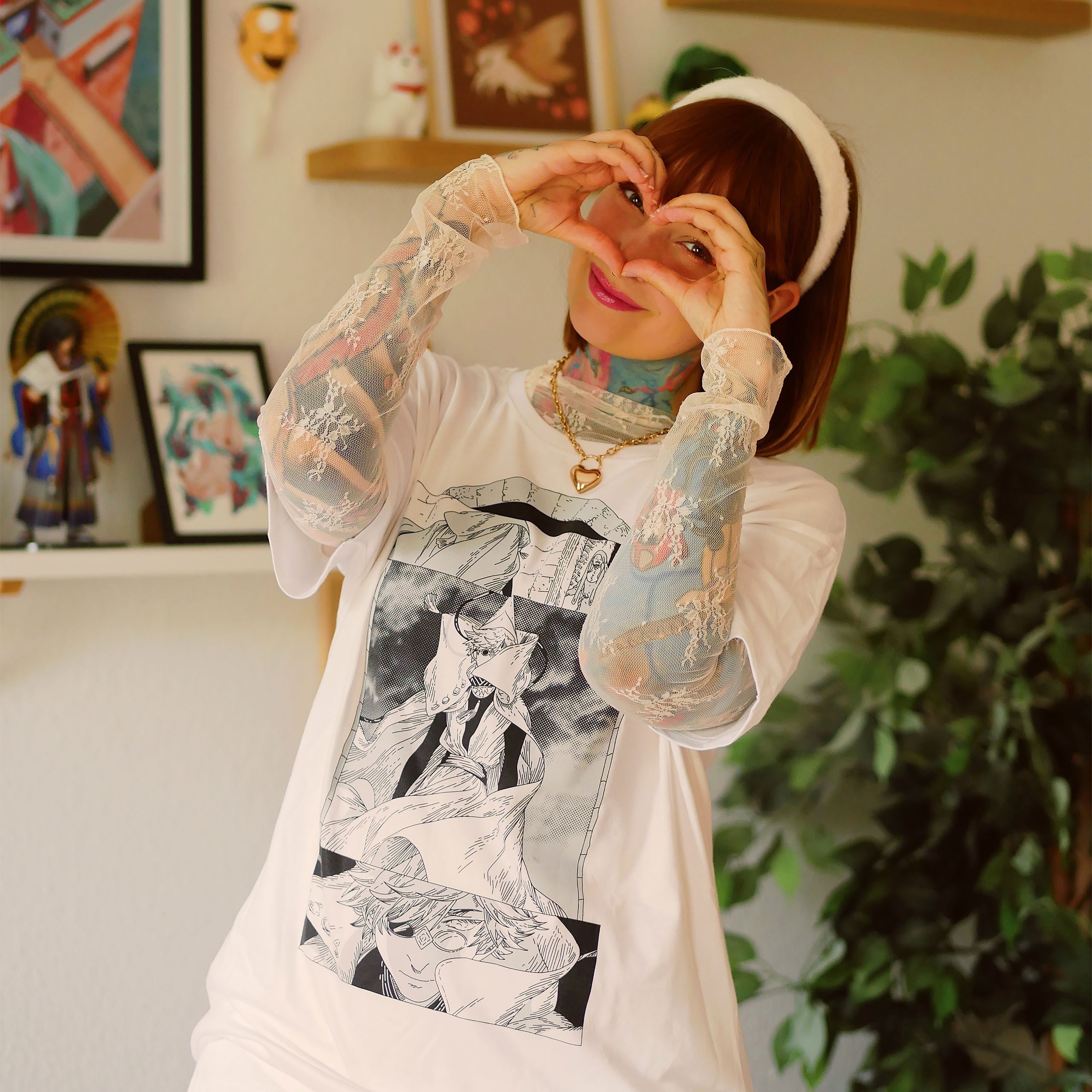 Imagen del producto Camiseta blanca Qifrey para fans de Atelier of Witch Hat