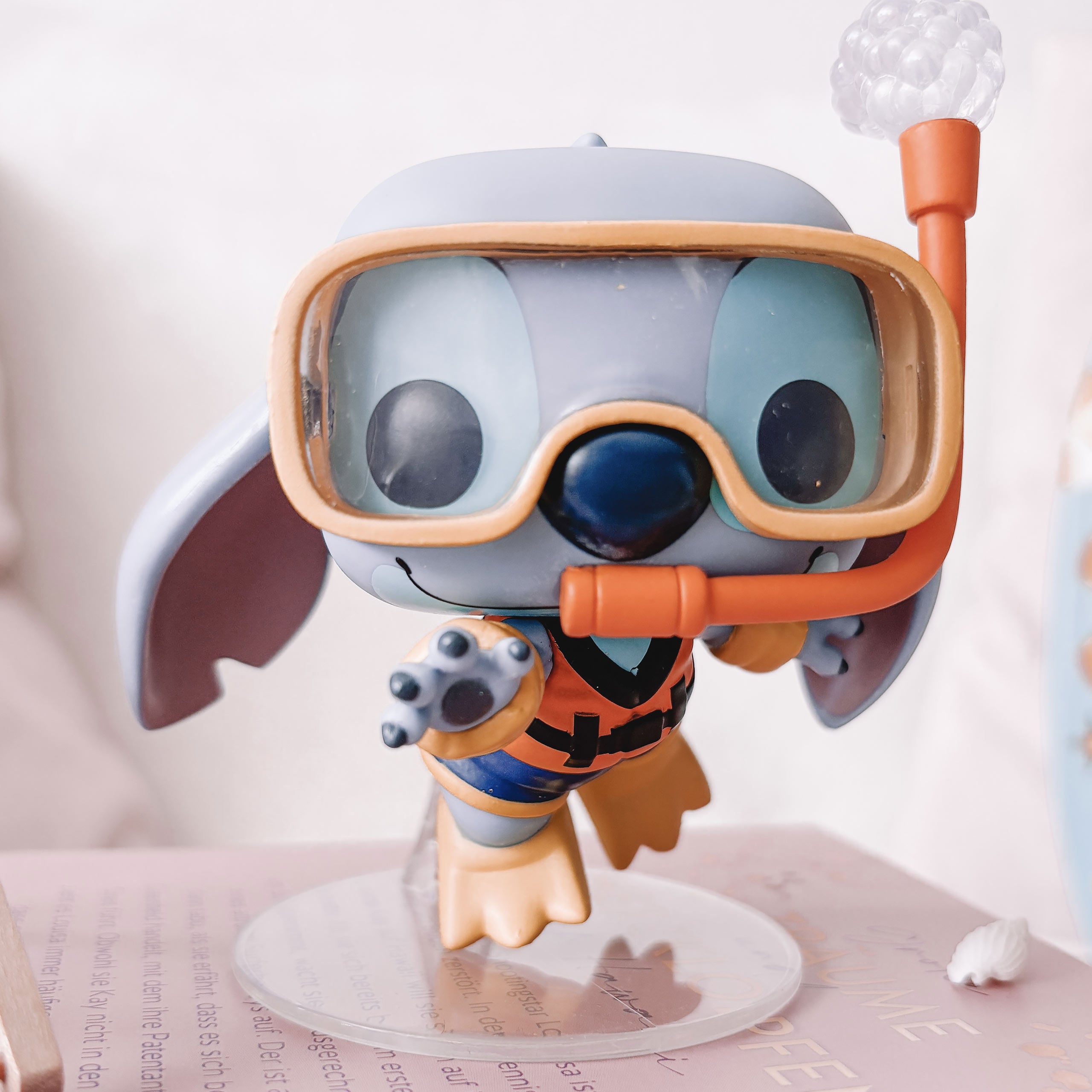Imagen del producto Lilo & Stitch - Stitch con tubo de snorkel figura Funko Pop!