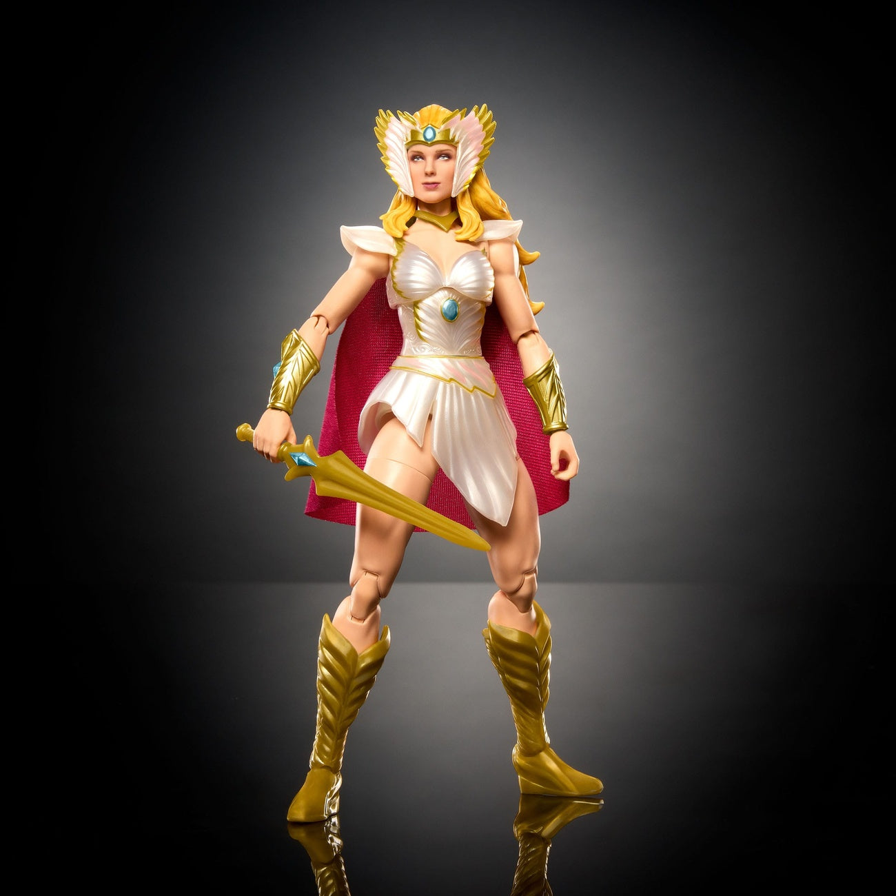 Imagen del producto Masters of the Universe New Eternia figura de acción She-Ra 18 cm