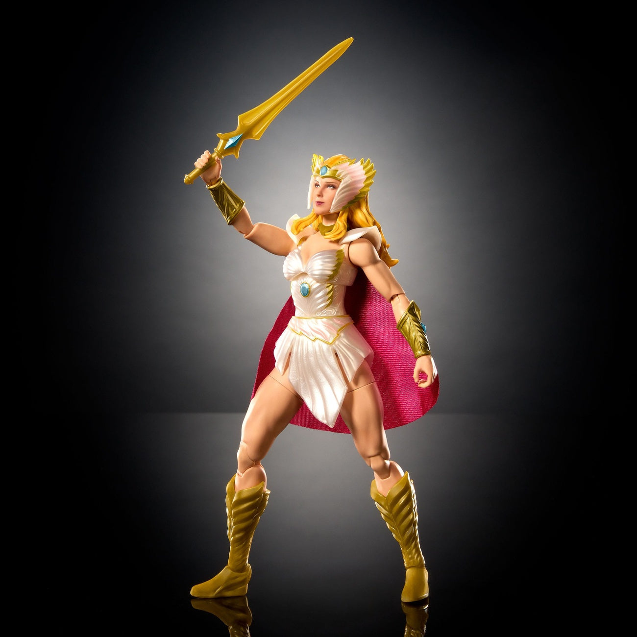 Imagen del producto Masters of the Universe New Eternia figura de acción She-Ra 18 cm