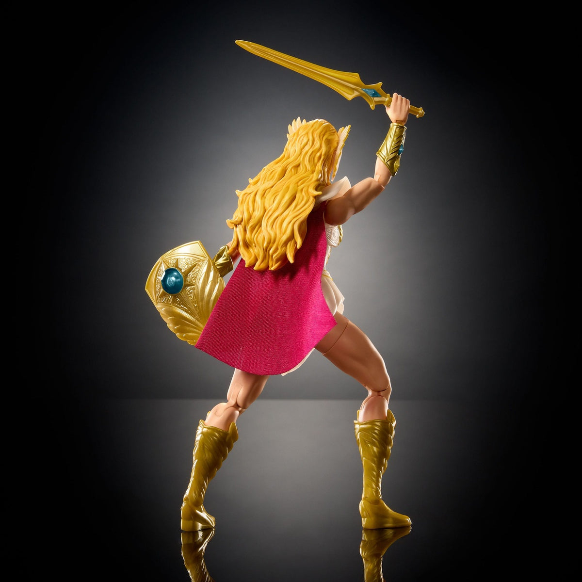 Imagen del producto Masters of the Universe New Eternia figura de acción She-Ra 18 cm