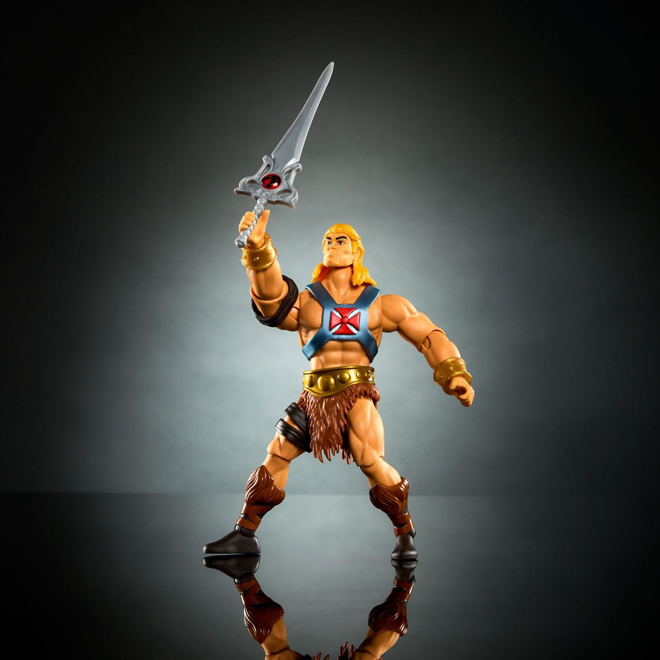Imagen del producto Masters of the Universe x ThunderCats figura de acción He‑Man 14 cm