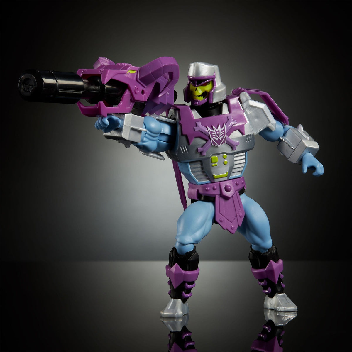Imagen del producto Figura de acción Masters of the Universe x Transformers Megatron Armor Skeletor heo European Exclusive 14 cm