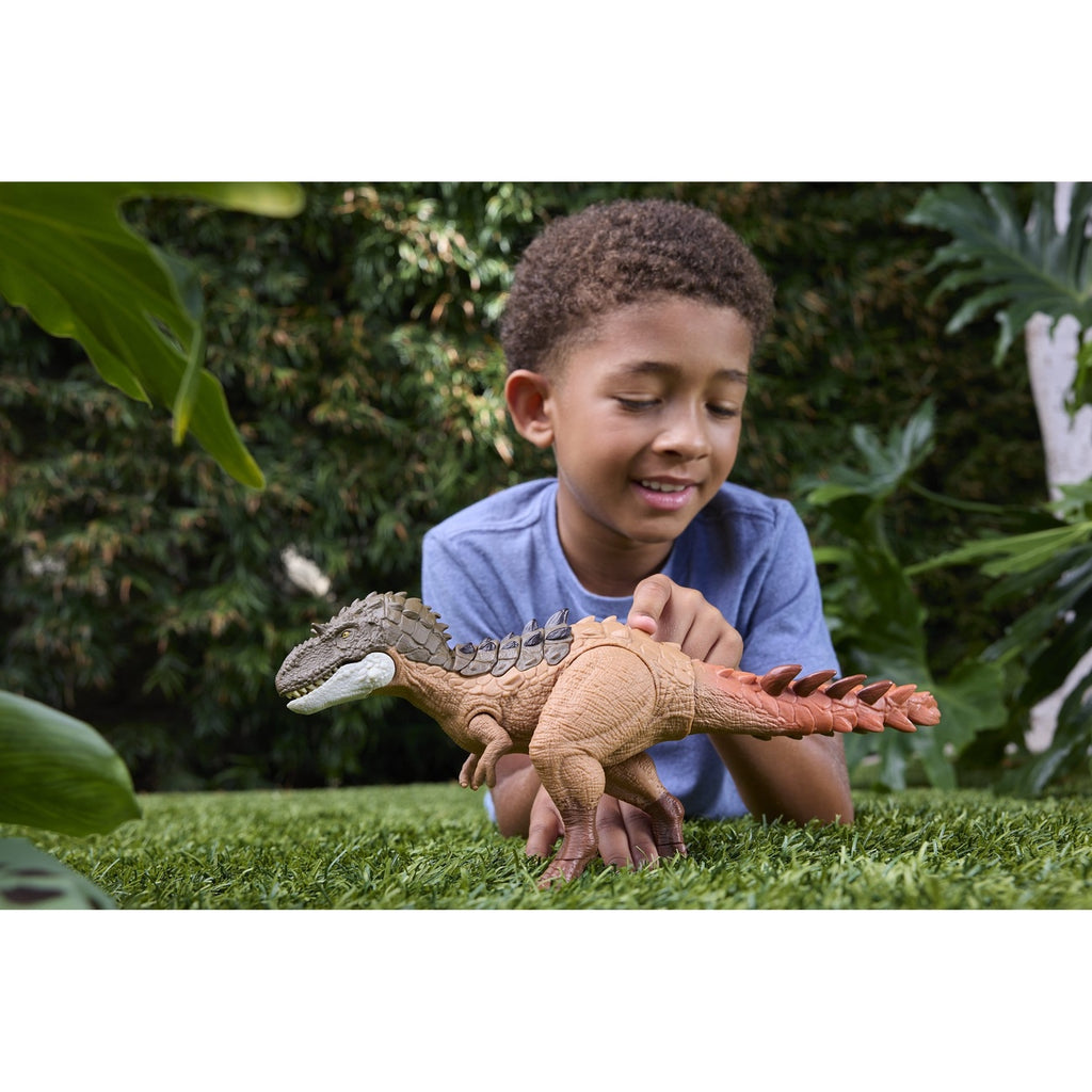 Imagen del producto Jurassic World: Survival figura de acción Gigantic Thrashers Gorgosaurus