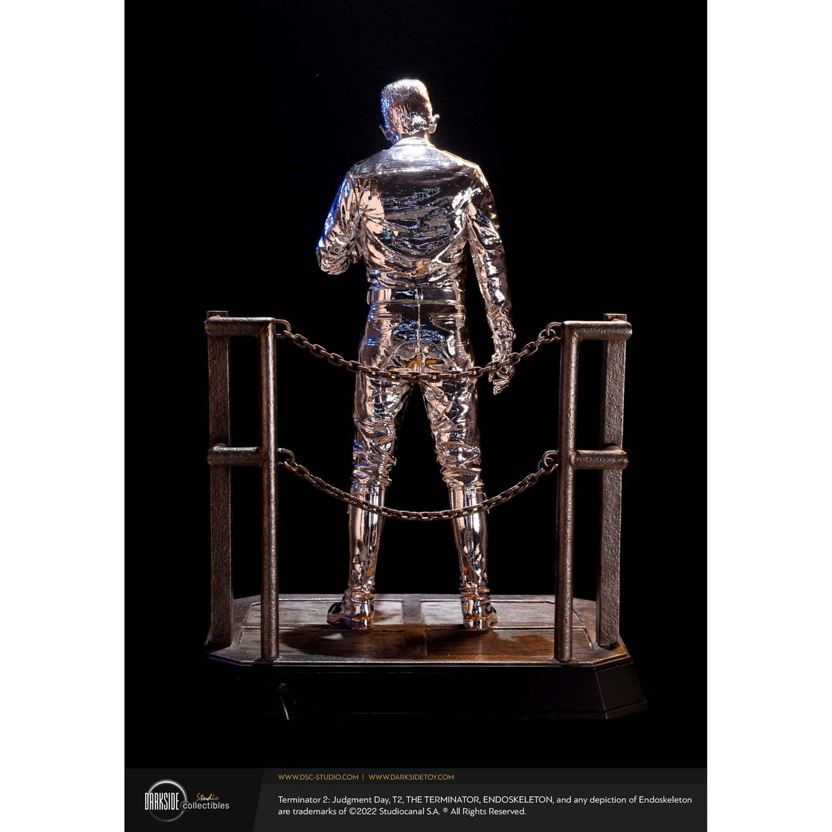 Product image Terminator 2 Judgment Day Premium Statue 1/3 T-1000 Liquid Metal 30th Anniversary Edition 70 cm
