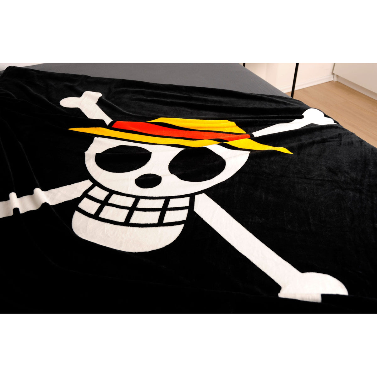 Imagen del producto Manta de franela polar One Piece 150 x 200 cm