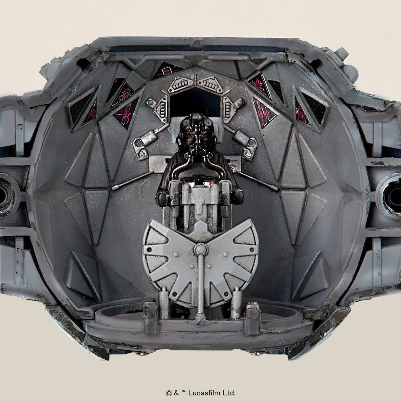 Imagen del producto Star Wars Maqueta 1/72 TIE Interceptor 10 cm
