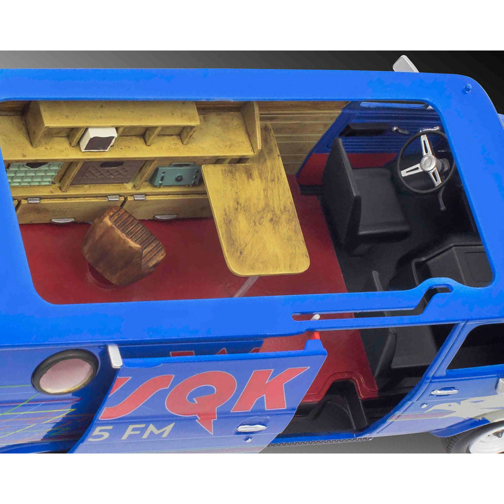 Imagen del producto Stranger Things Maqueta 1/25 Squawk Van (Aqua Color) 21 cm