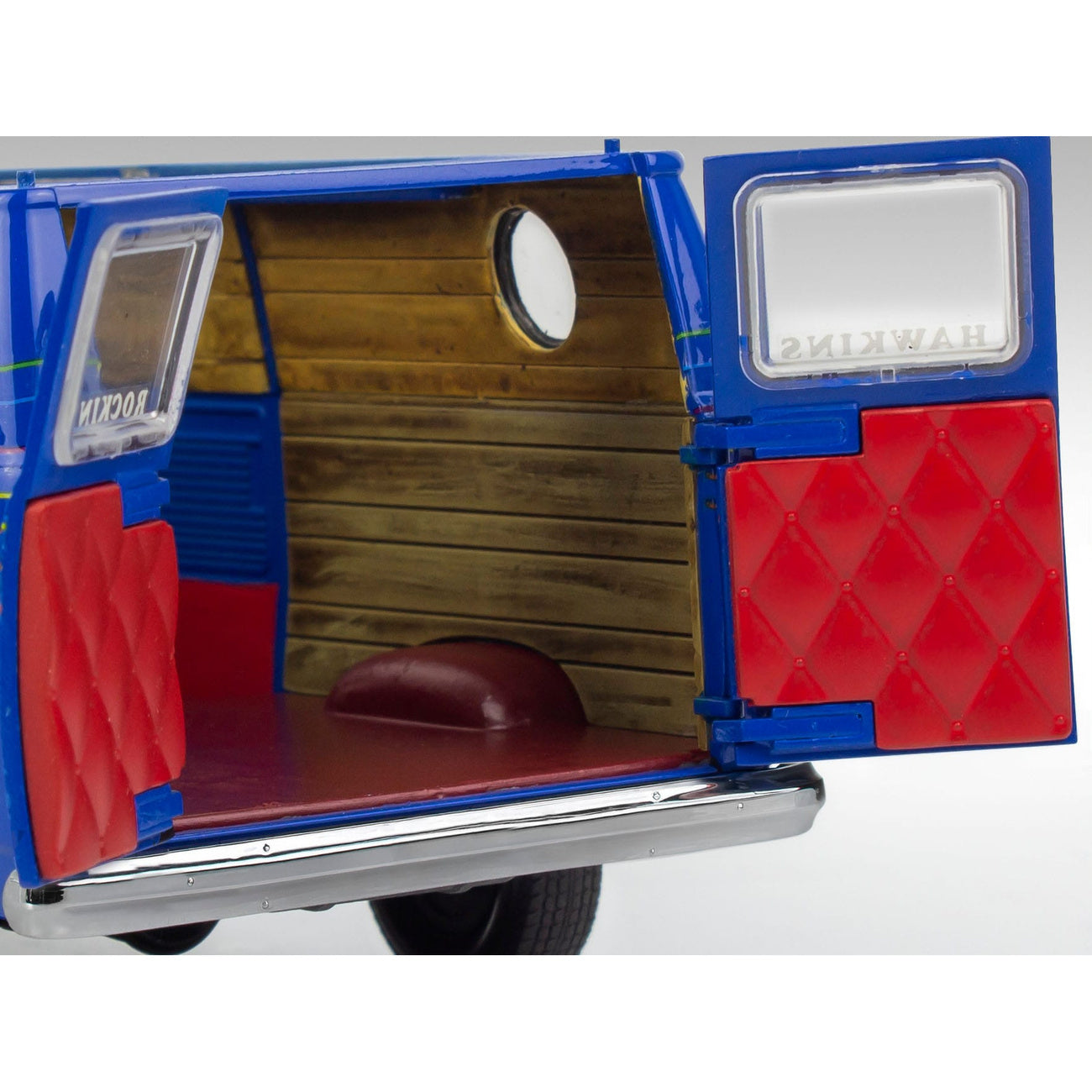 Imagen del producto Stranger Things Maqueta 1/25 Squawk Van (Aqua Color) 21 cm