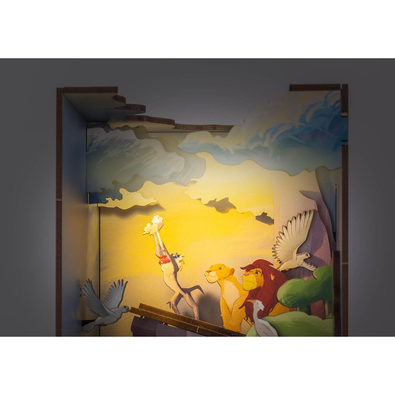 Imagen del producto Disney Tiny Adventures Book Nook Mini diorama El Rey León 23 cm