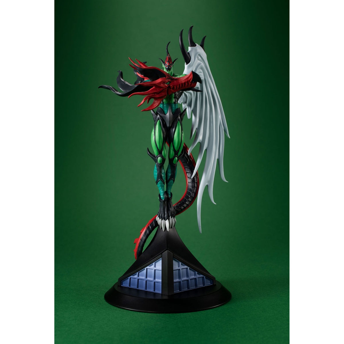 Imagen del producto Yu-Gi-Oh! Duel Monsters Monsters Chronicle GX E Estatua de PVC Hero Flame Wingman 16 cm