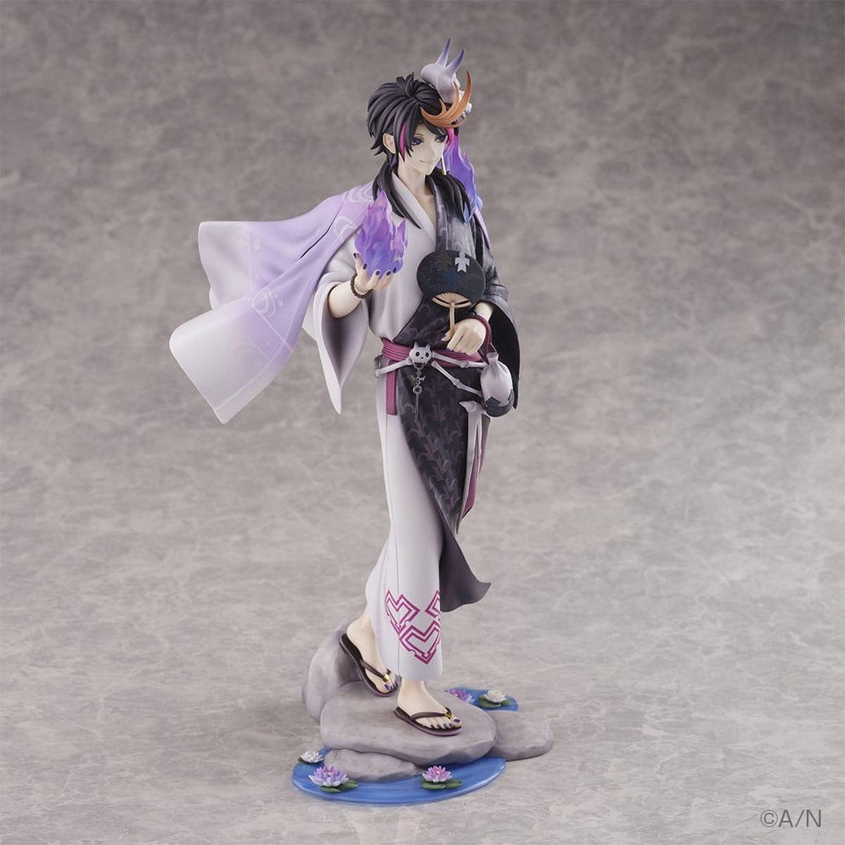 Imagen del producto Nijisanji Figura PVC 1/7 Shu Yamino Summer Ver. 27 cm