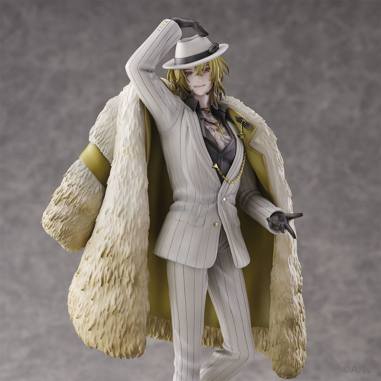 Imagen del producto Nijisanji Figura PVC 1/7 Luca Kaneshiro 30 cm