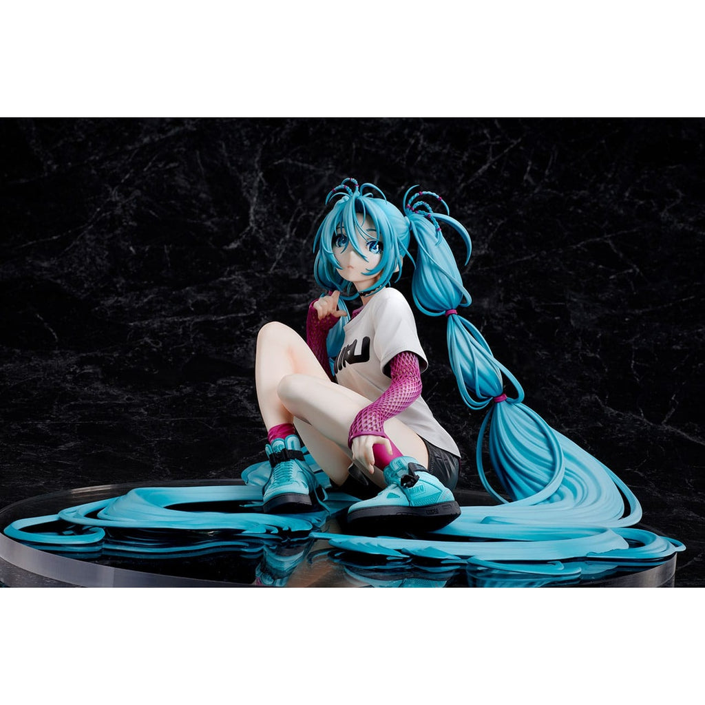 Imagen del producto Estatua Hatsune Miku 1/4 Yoneyama Mai The Latest Street Style "Cute" Edición Limitada 17 cm