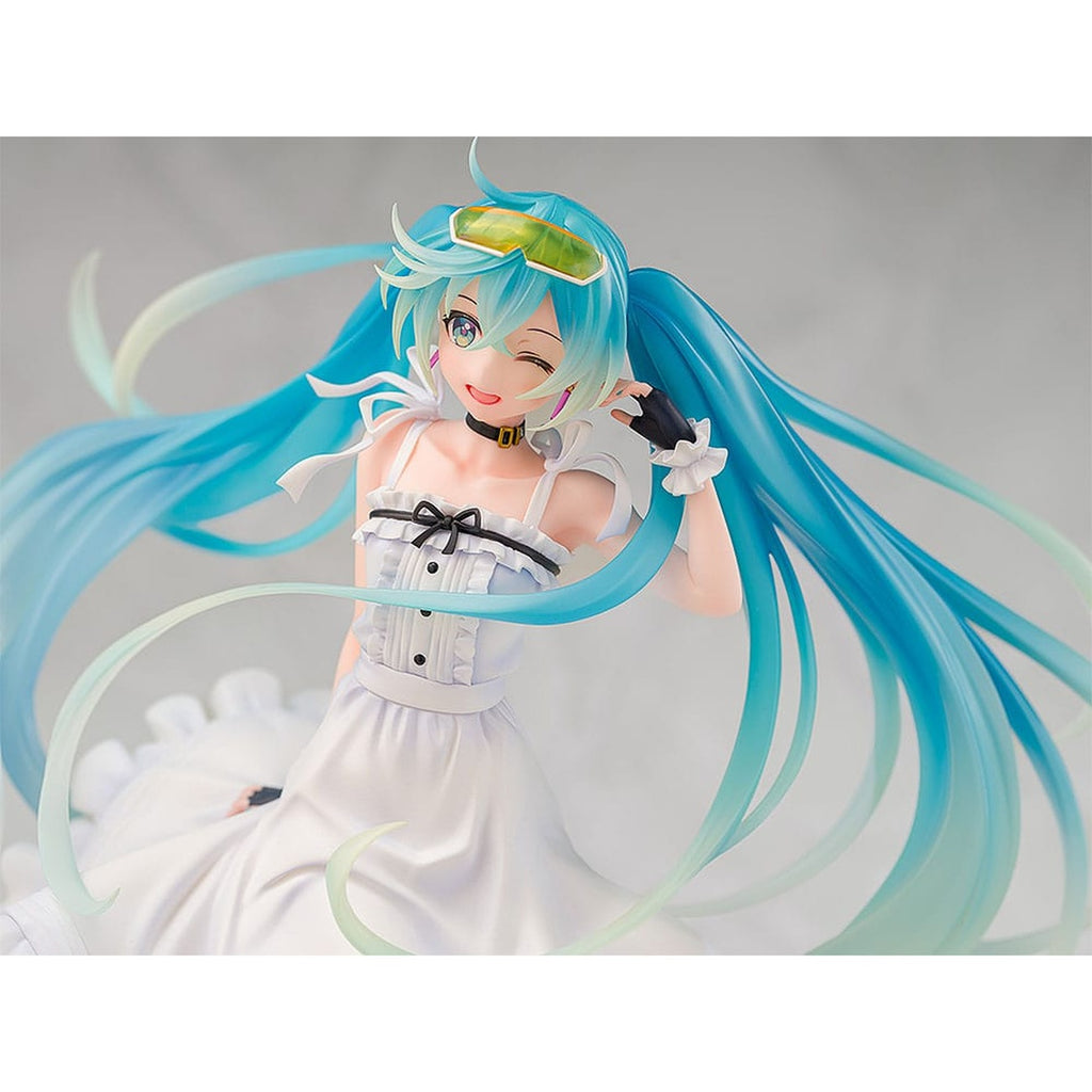 Imagen del producto Hatsune Miku GT Project Figura PVC Original 1/7 Vacation Style Ver. 24 cm