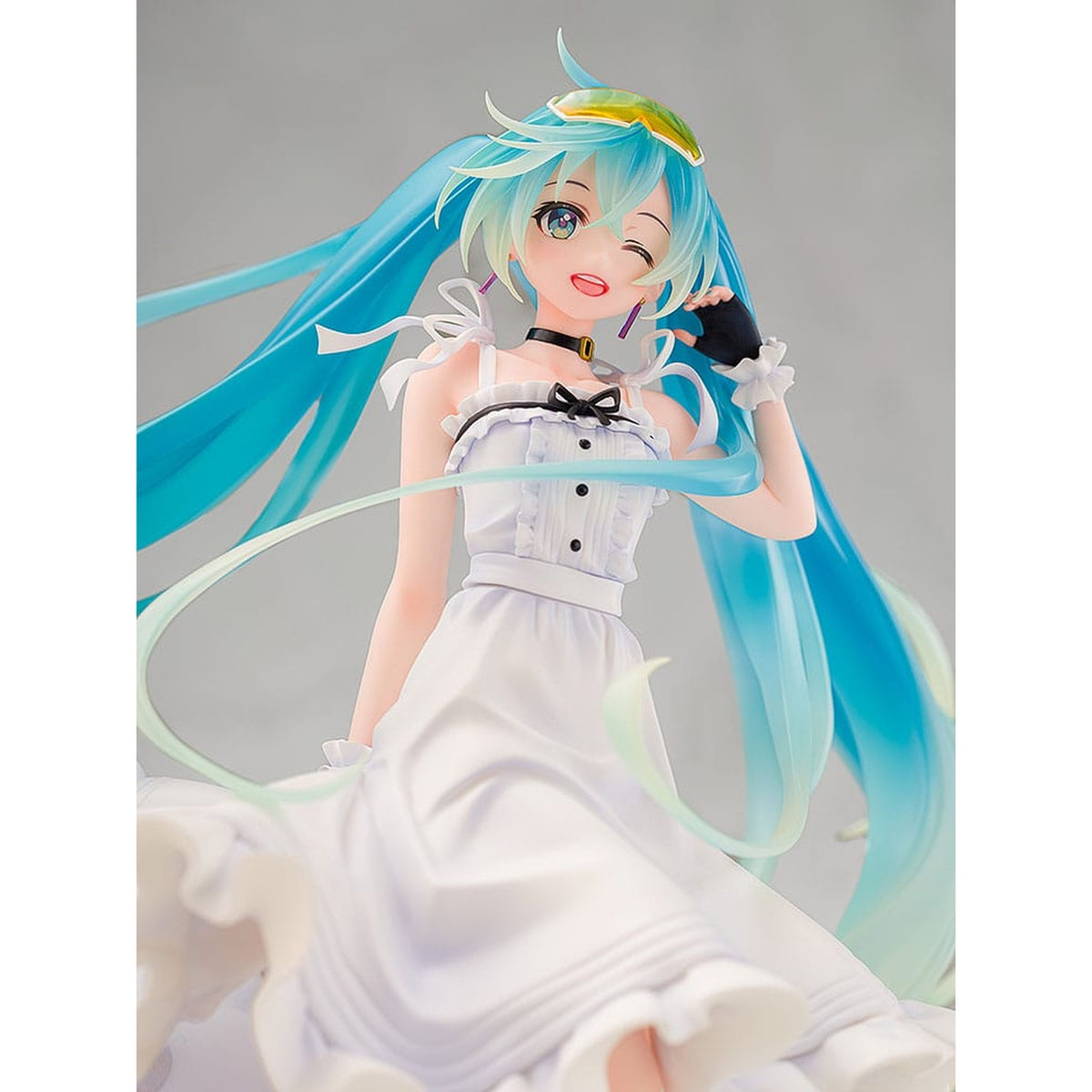 Imagen del producto Hatsune Miku GT Project Figura PVC Original 1/7 Vacation Style Ver. 24 cm