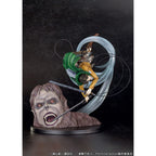 Imagen del producto Attack on Titan Figura PVC 1/7 Levi vs Titán Bestia Ver. 28 cm