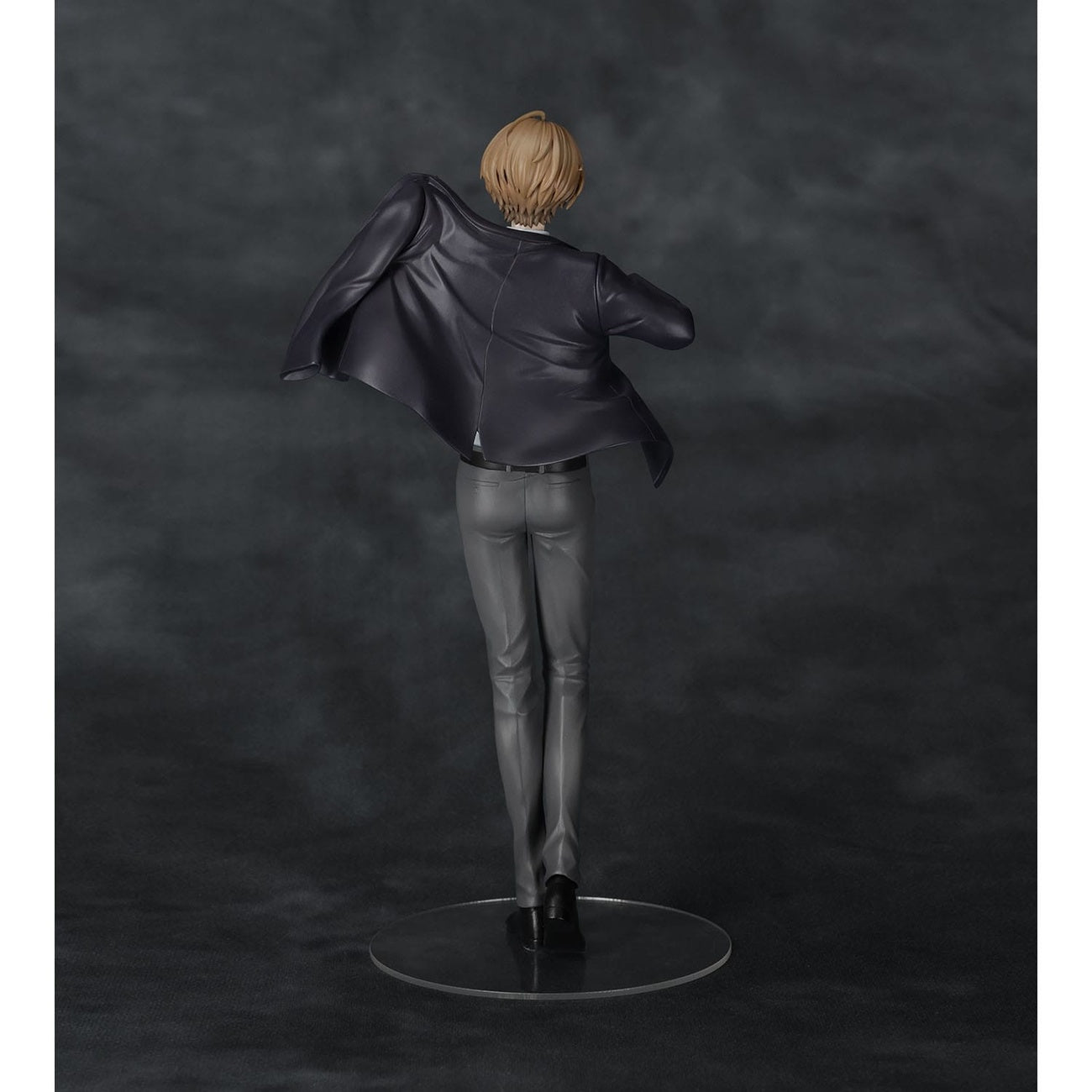Imagen del producto Nijisanji Figura de PVC 1/8 Hayato Kagami 23 cm