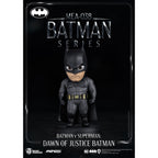 Imagen del producto DC Comics Figura Mini Egg Attack Batman v Superman: El amanecer de la justicia Batman 8 cm