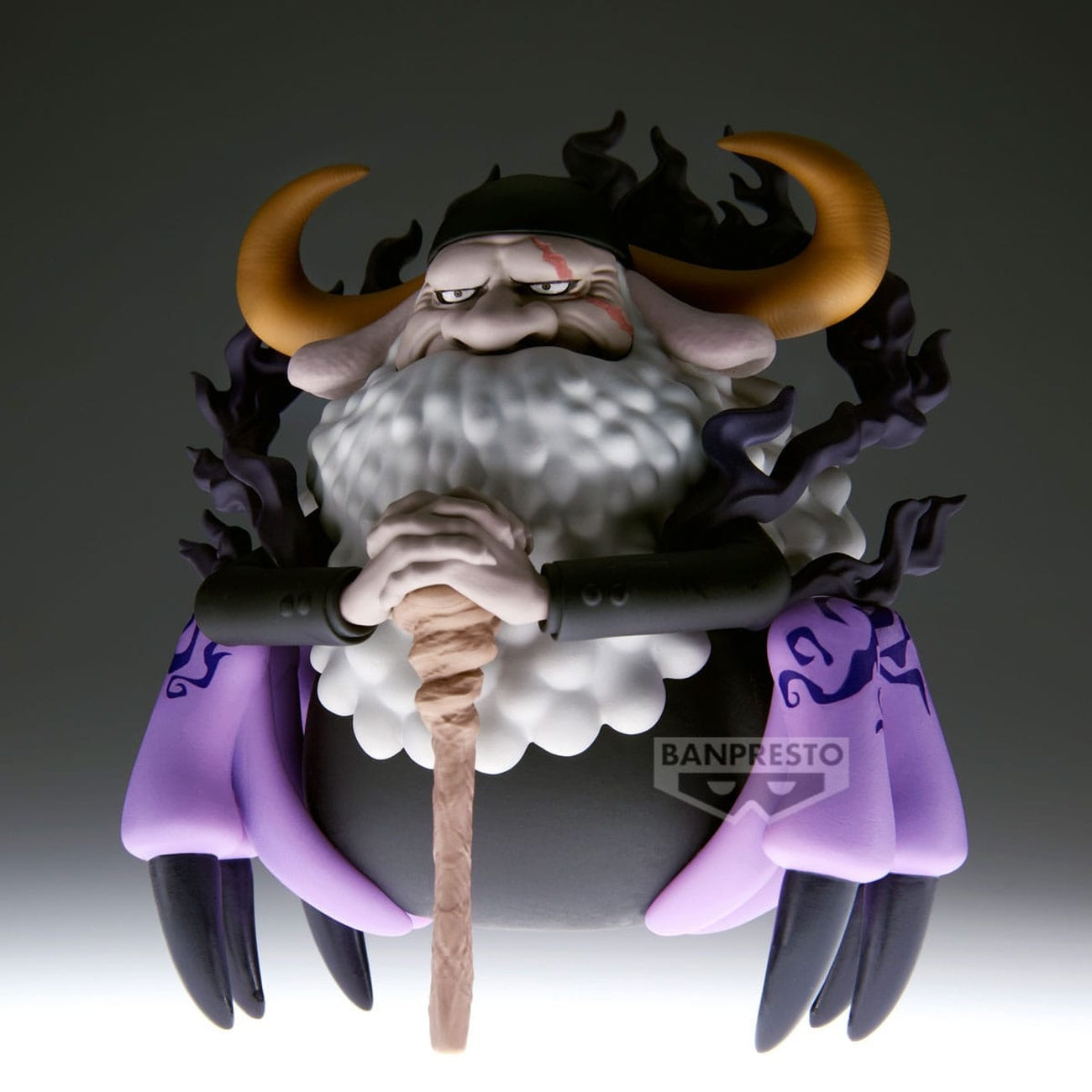 Product image One Piece Mega World Collectable PVC Statue St. Jaygarcia Saturn 13 cm
