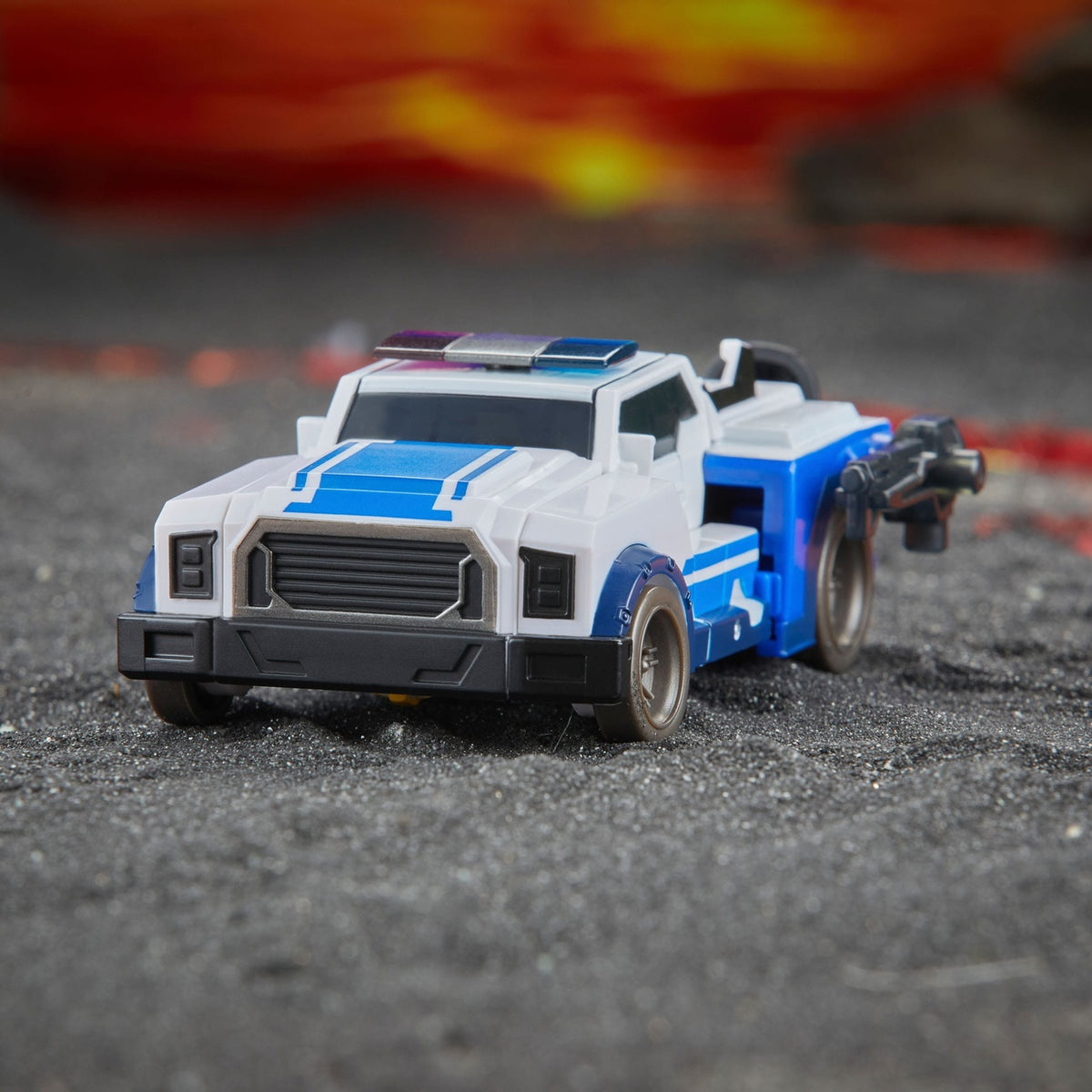 Product image Transformers Generations Legacy United Deluxe Class Action Figure Robots in Disguise 2015 Universe Strongarm 14 cm