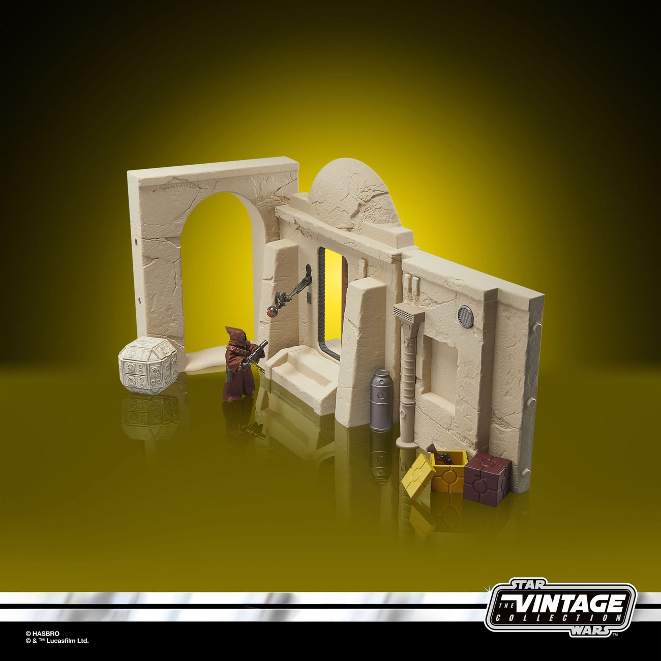 Imagen del producto Star Wars Episodio IV Vintage Collection Playset Streets of Mos Eisley con figura de acción Jawa