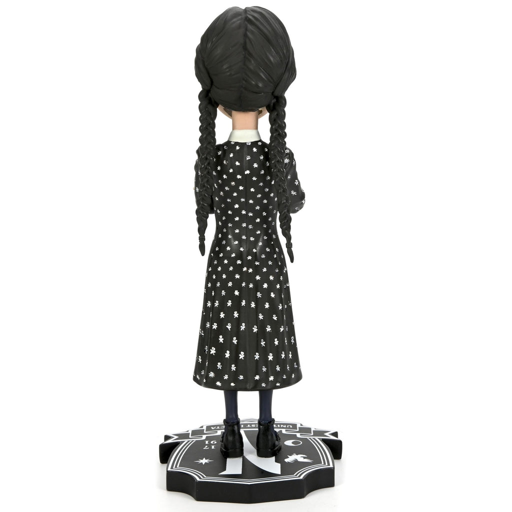 Imagen del producto Wednesday Head Knocker figura cabezona Wednesday Addams 21 cm