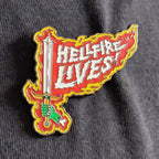Imagen del producto Stranger Things Pin Hellfire Lives Edición Limitada
