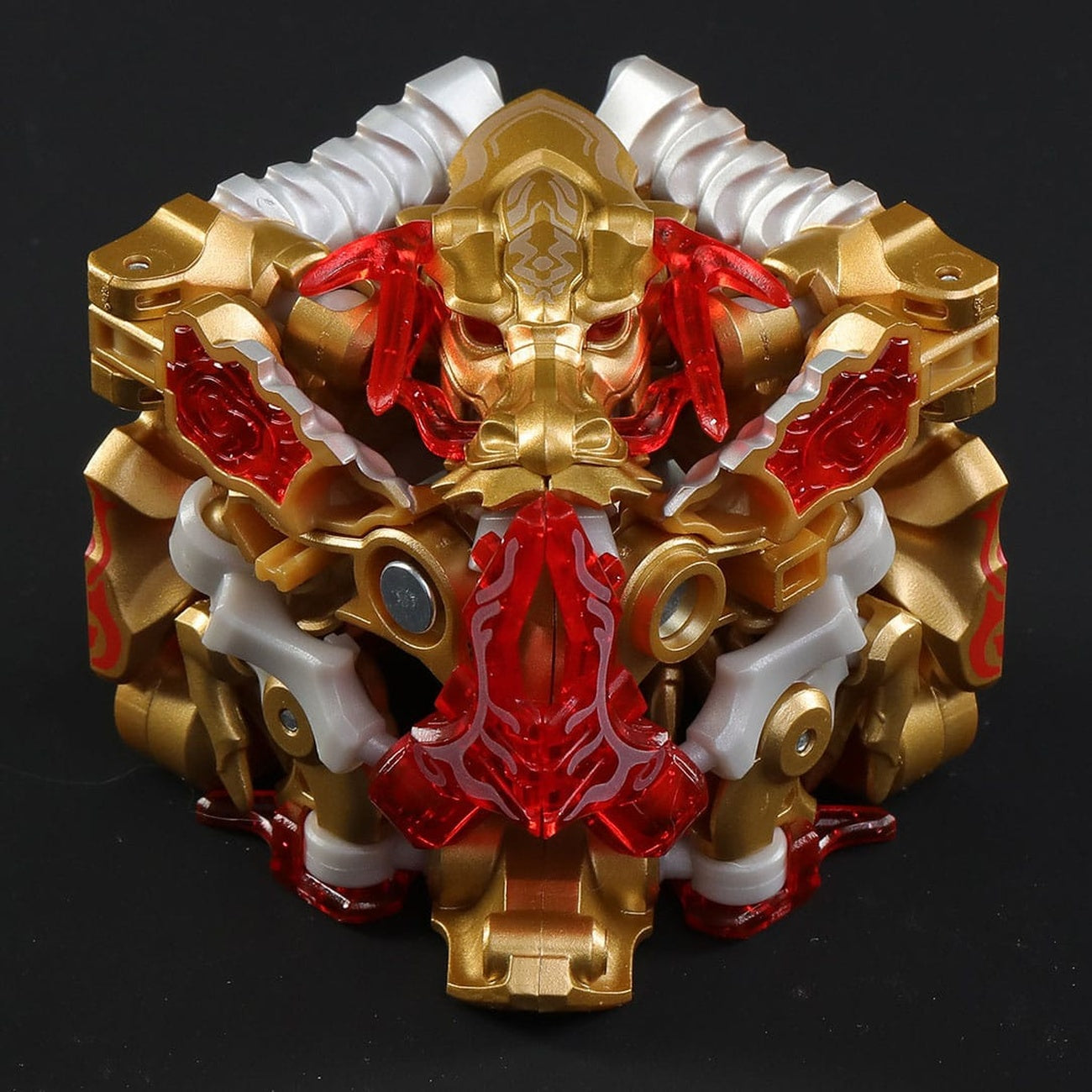 Product image Megabox Figure Cube IB-04 Golden Dragon 15 cm