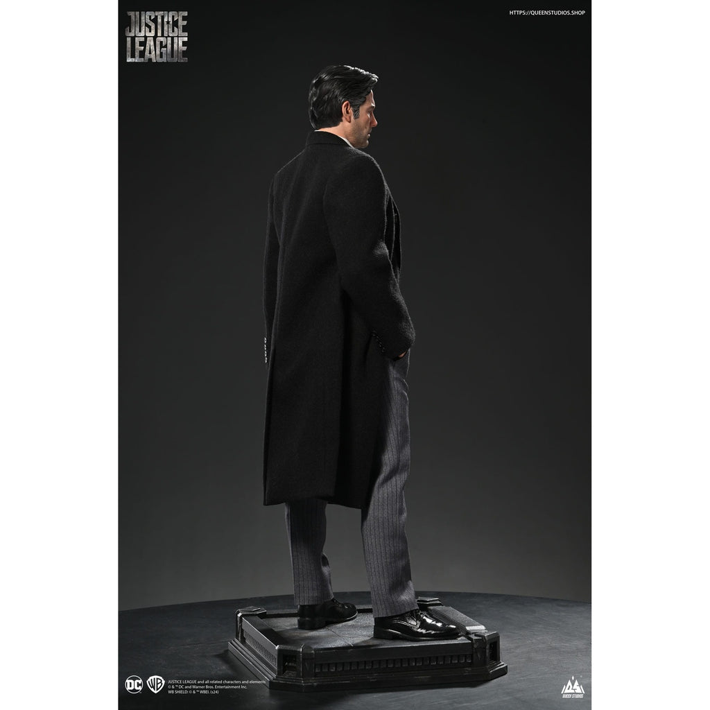 Imagen del producto Justice League Estatua 1/4 Bruce Wayne (Ben Affleck) 51 cm