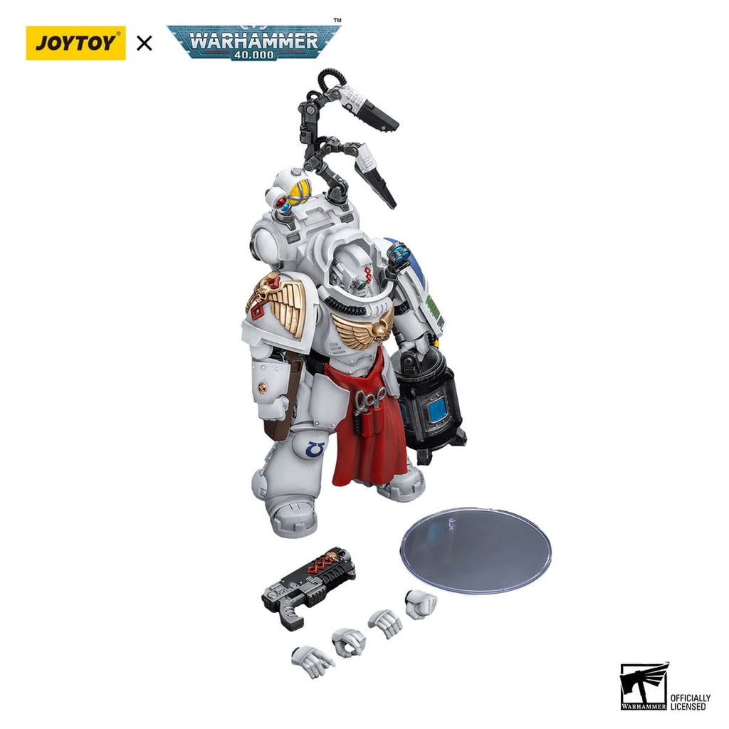 Imagen del producto Warhammer The Horus Heresy figura de acción 1/18 Ultramarines Apothecary Biologis 12 cm
