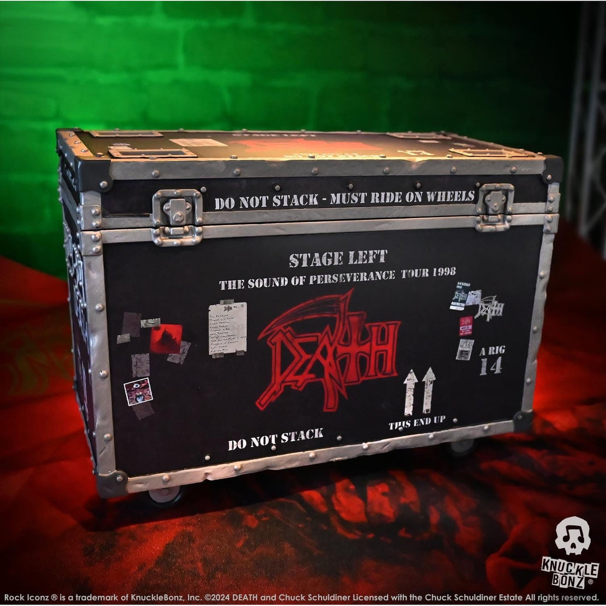 Imagen del producto Death Rock Ikonz On Tour Estatua Road Case y Fondo de Escenario Set The Sound of Perseverance Tour 1998
