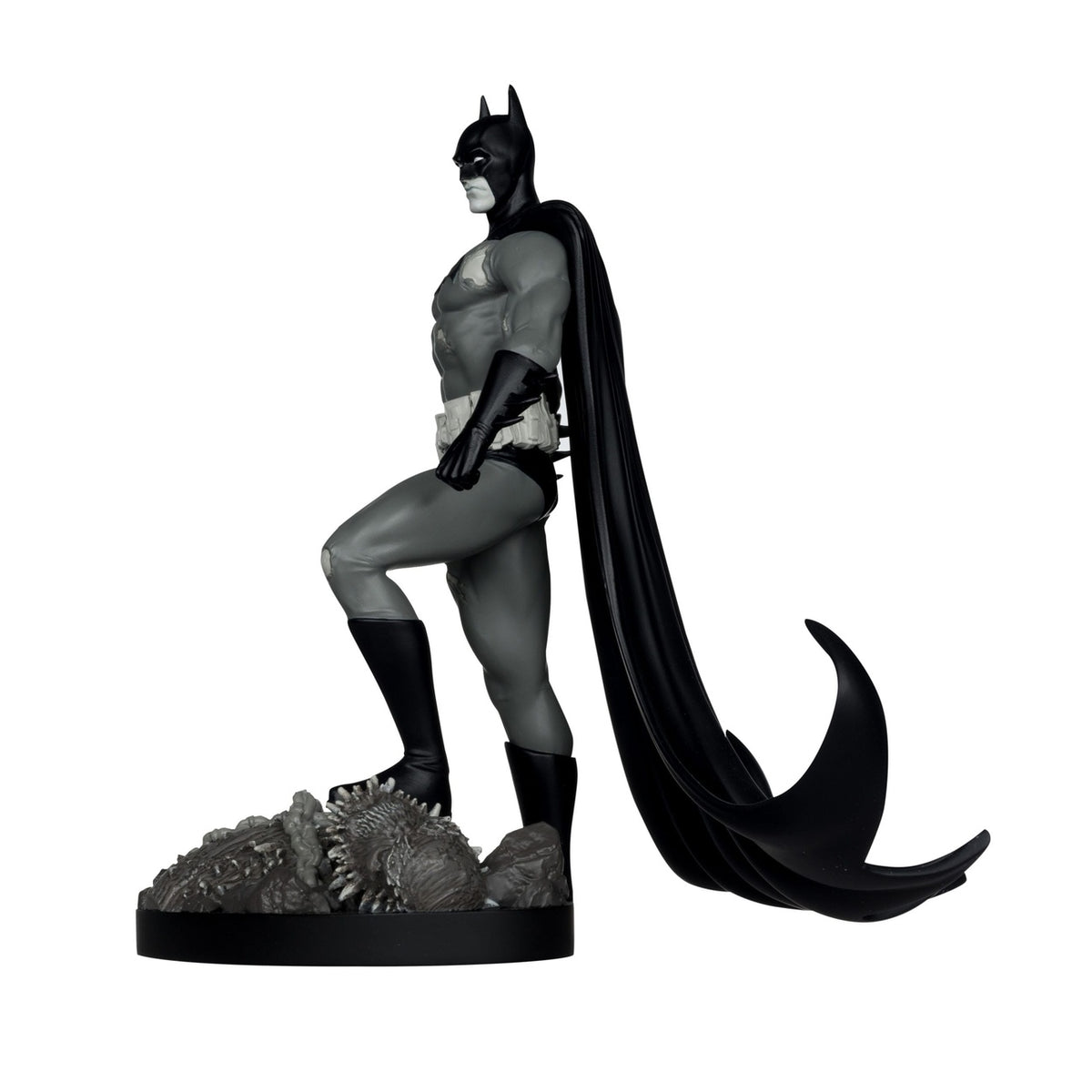 Imagen del producto DC Direct Estatua 1/10 Batman by Bjorn Barends (Black & White) 18 cm