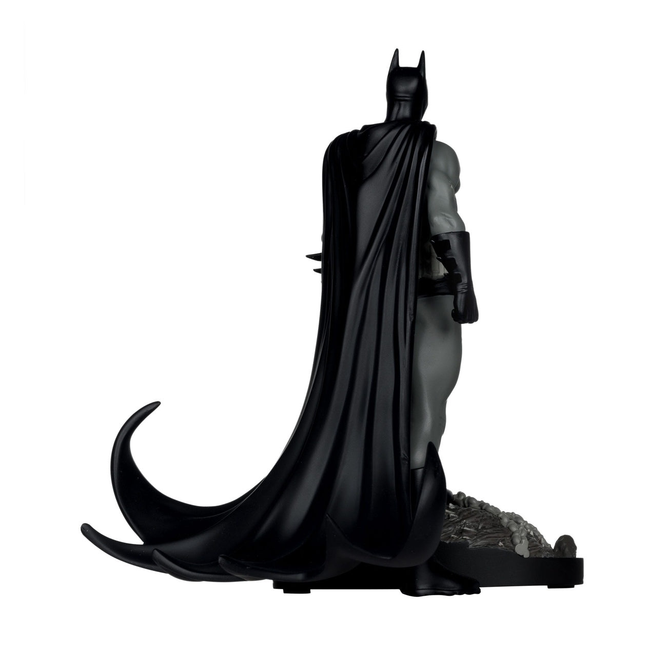 Imagen del producto DC Direct Estatua 1/10 Batman by Bjorn Barends (Black & White) 18 cm