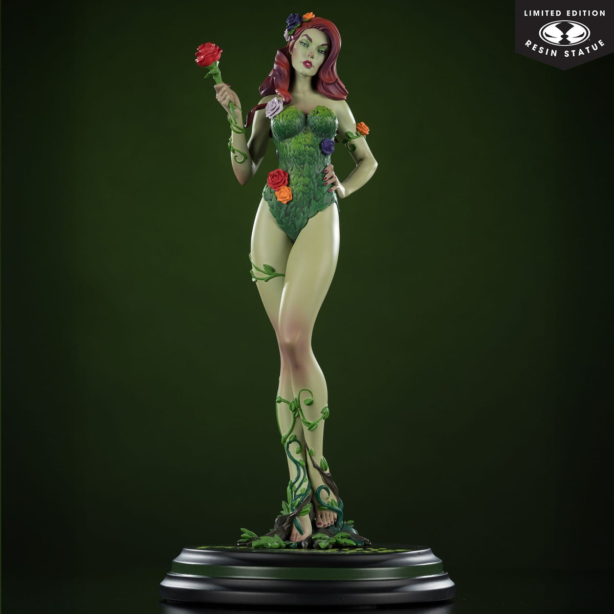 Imagen del producto DC Direct Cover Girls Estatua 1/8 Poison Ivy by J. Scott Campbell 24 cm