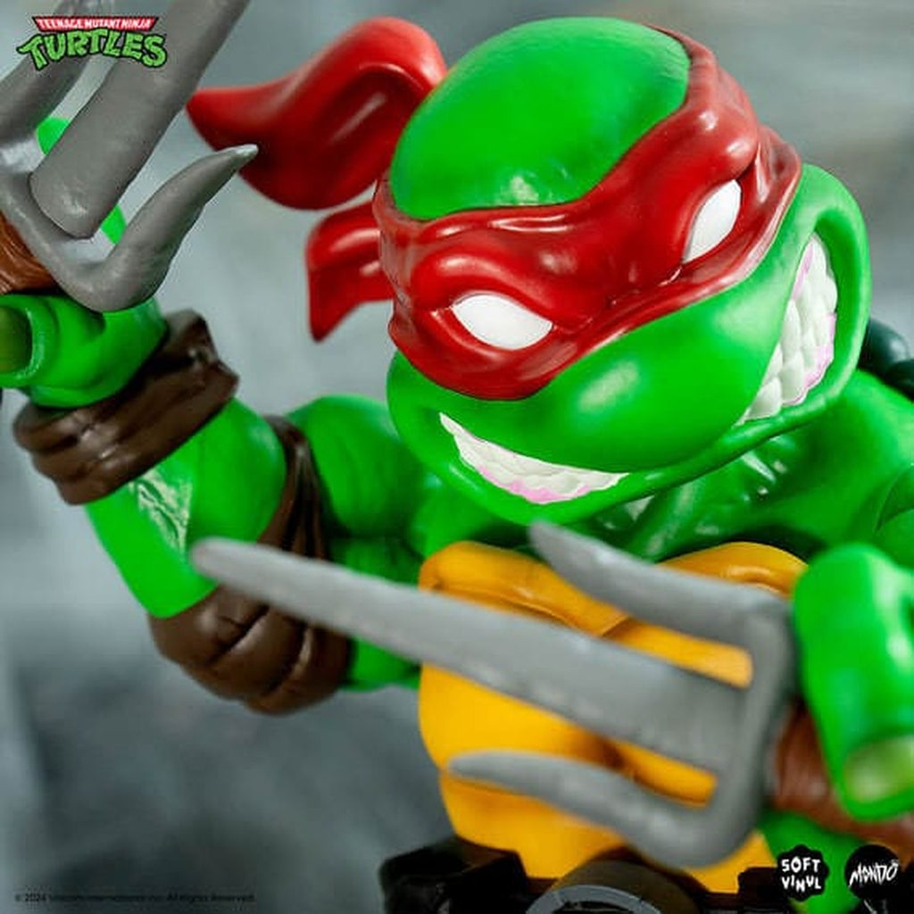 Imagen del producto Teenage Mutant Ninja Turtles Figura Soft Vinyl Raphael 20 cm