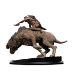 Imagen del producto El Señor de los Anillos mini estatua Sharkû sobre huargo 18 cm