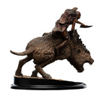 Imagen del producto El Señor de los Anillos mini estatua Sharkû sobre huargo 18 cm