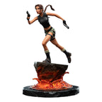 Imagen del producto Tomb Raider Mini Estatua Lara Croft: The Sanctuary of Flame 18 cm