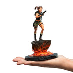 Imagen del producto Tomb Raider Mini Estatua Lara Croft: The Sanctuary of Flame 18 cm