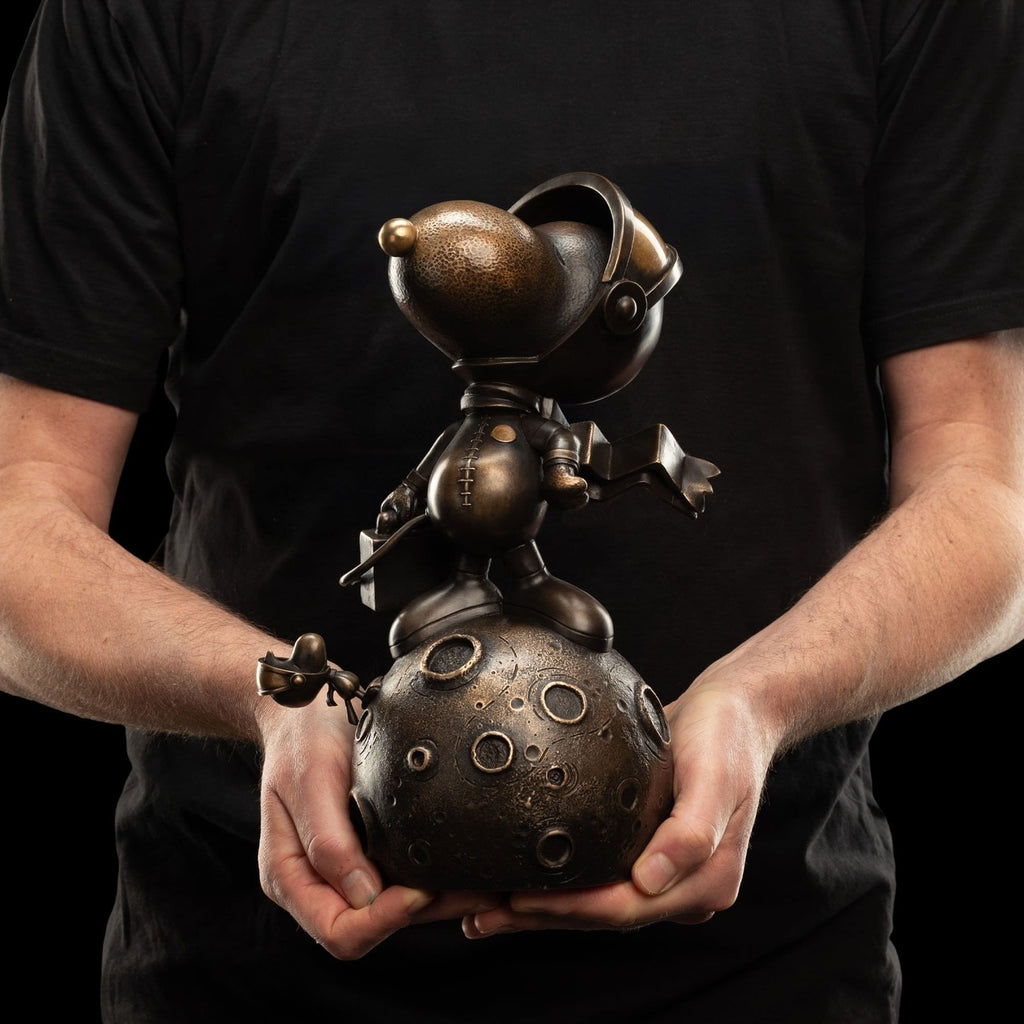 Product image Peanuts Bronze Statue Snoopy: First Beagle on the Moon Limited Edition 29 cm