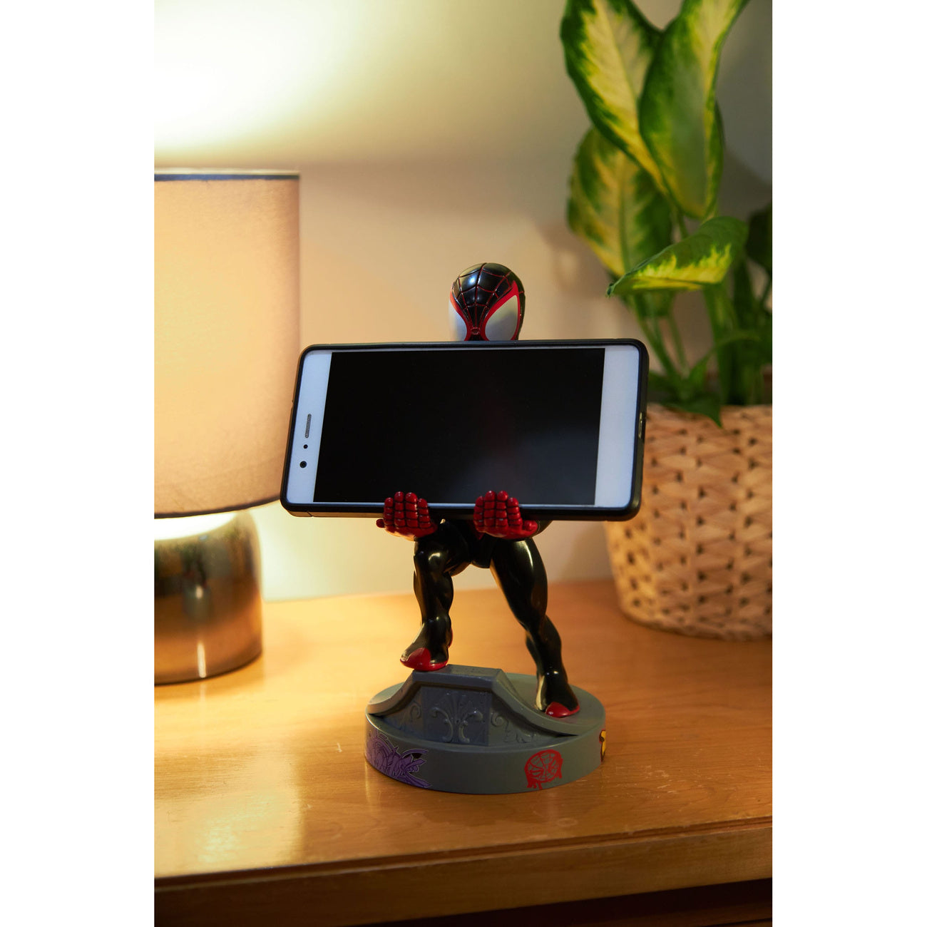 Imagen del producto Spider-Man Cable Guys Soporte de carga Miles Morales 20 cm