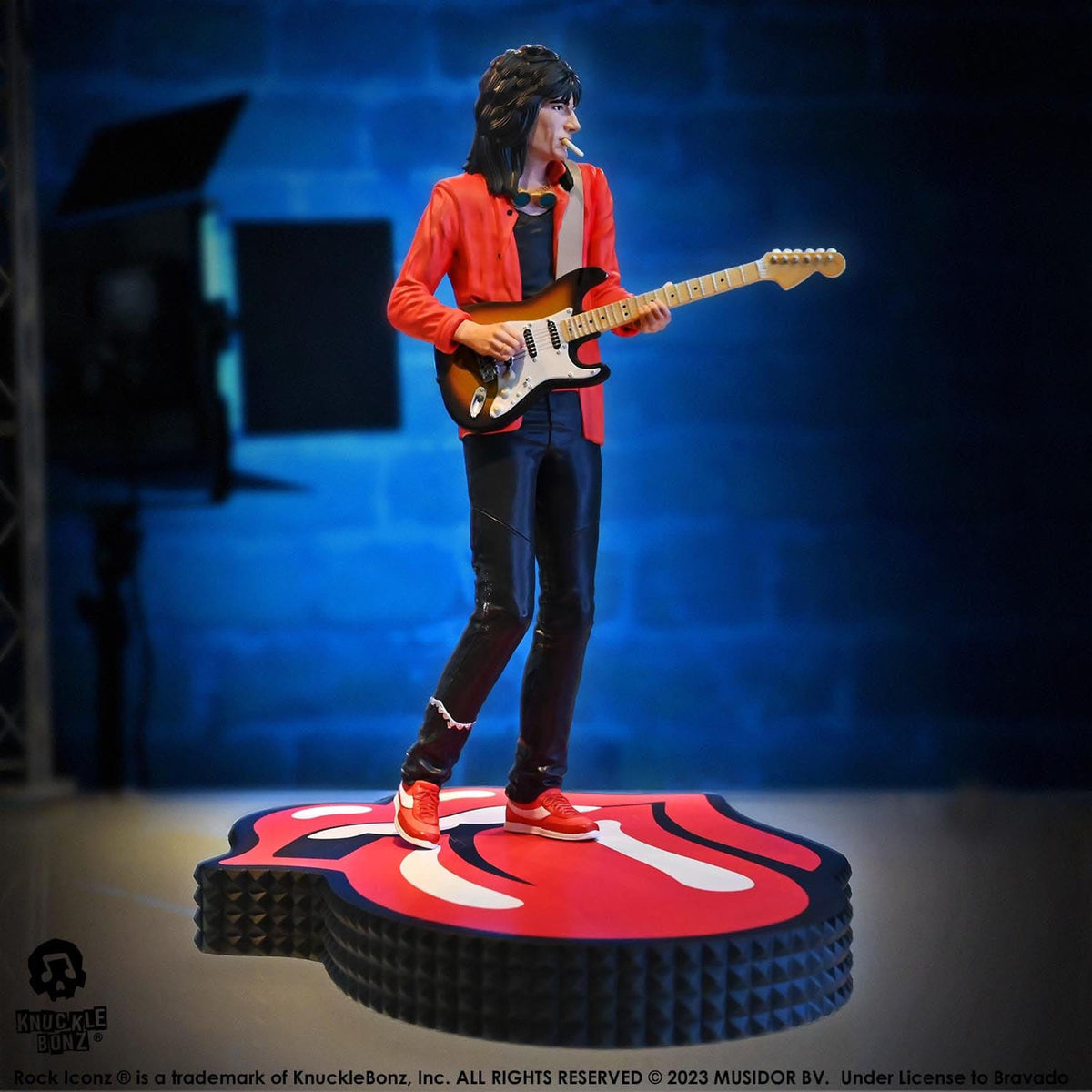 Imagen del producto The Rolling Stones Rock Iconz Estatua Ronnie Wood (Tattoo You Tour 1981) 22 cm