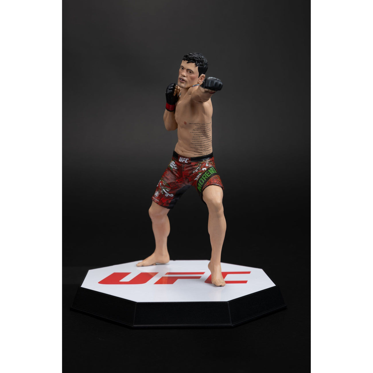 Imagen del producto UFC Estatua PVC en pose Brandon Moreno 16 cm