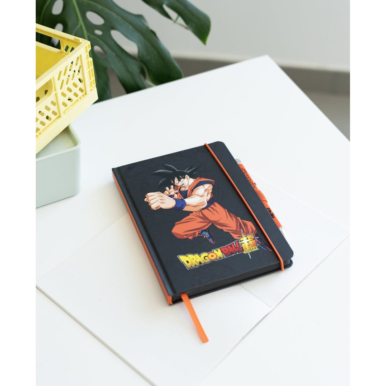 Imagen del producto Dragon Ball Cuaderno A5 Premium con bolígrafo proyector Super Goku