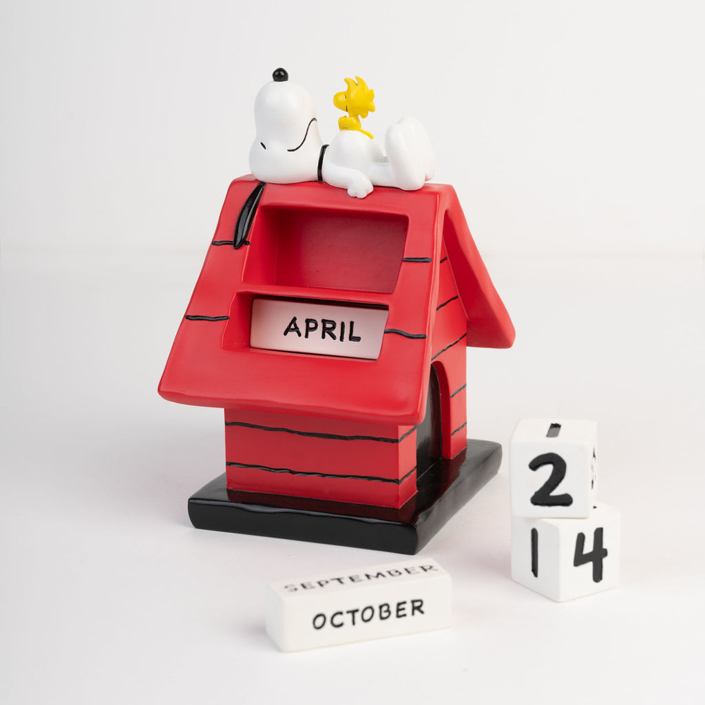 Imagen del producto Peanuts Calendario perpetuo 3D Snoopy caseta