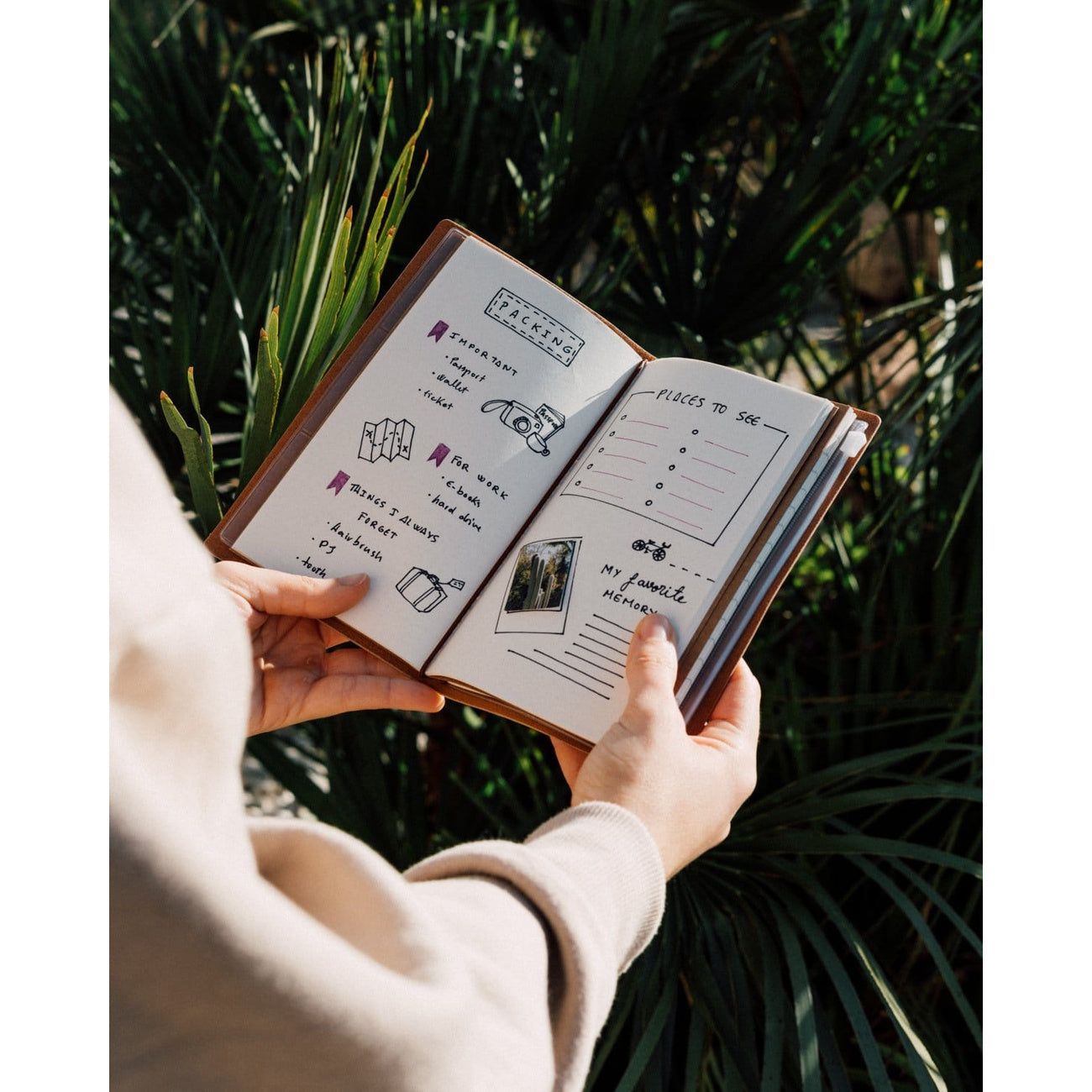 Product image One Piece Travel Journal 20 cm