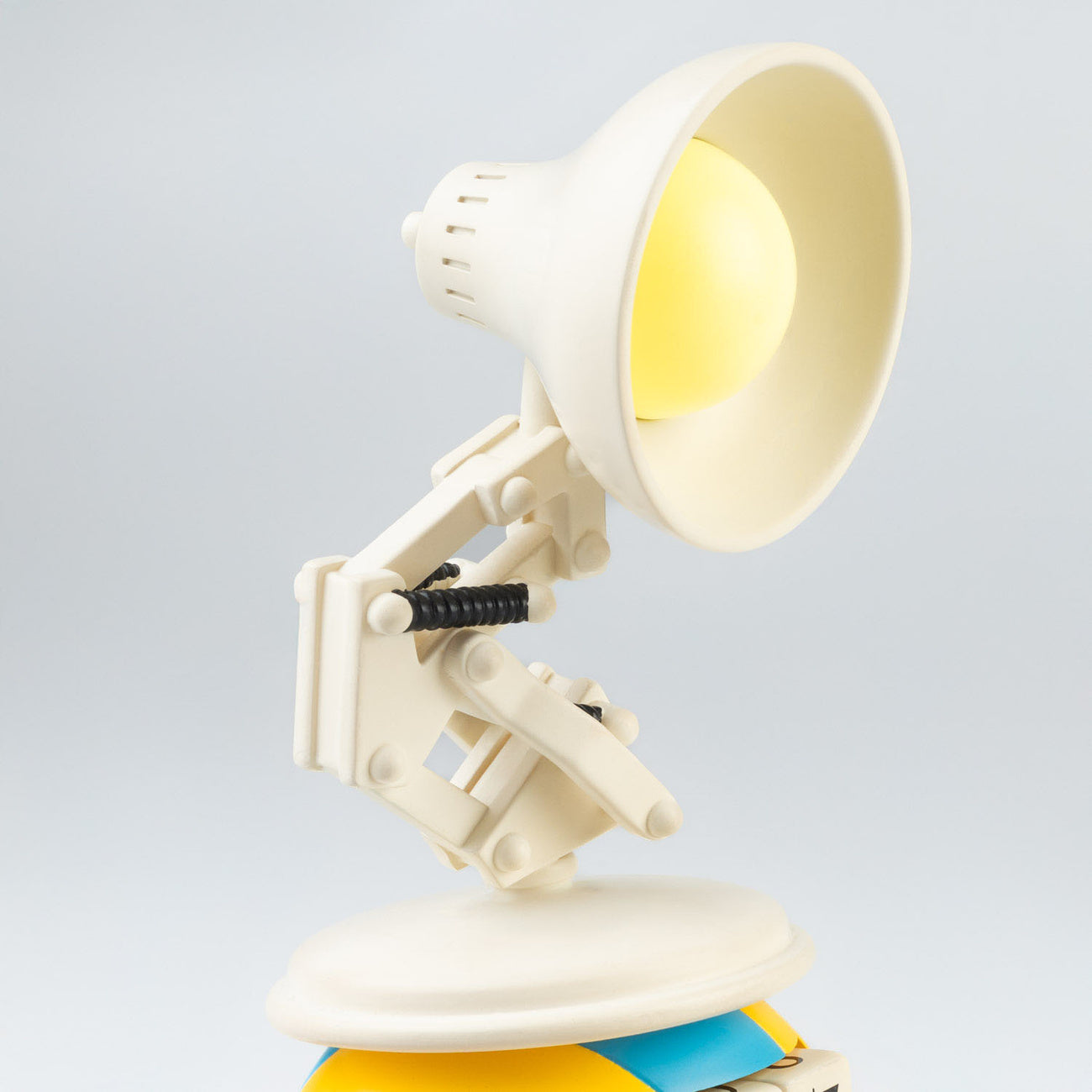 Imagen del producto Calendario eterno 3D Pixar La pequeña lámpara