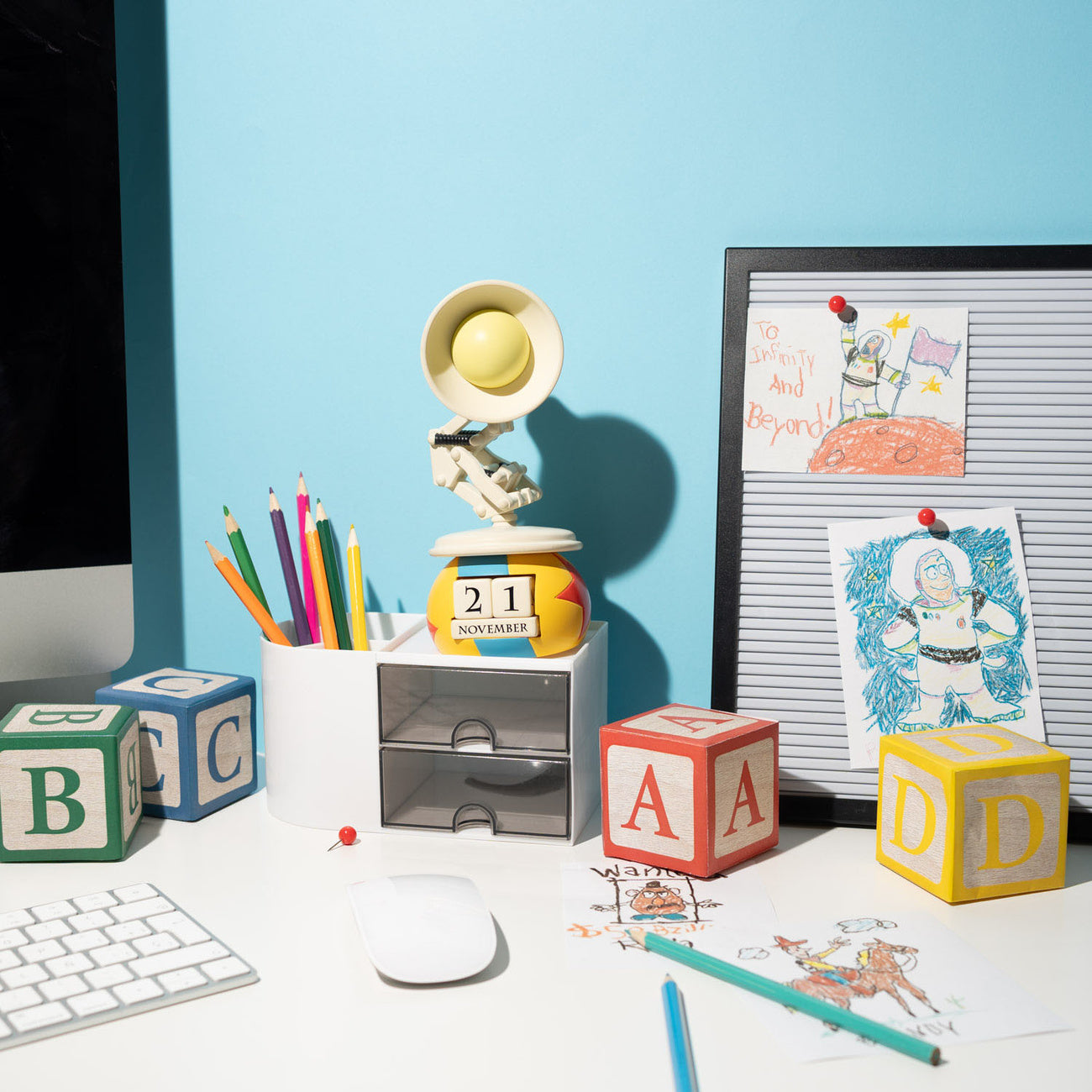 Imagen del producto Calendario eterno 3D Pixar La pequeña lámpara